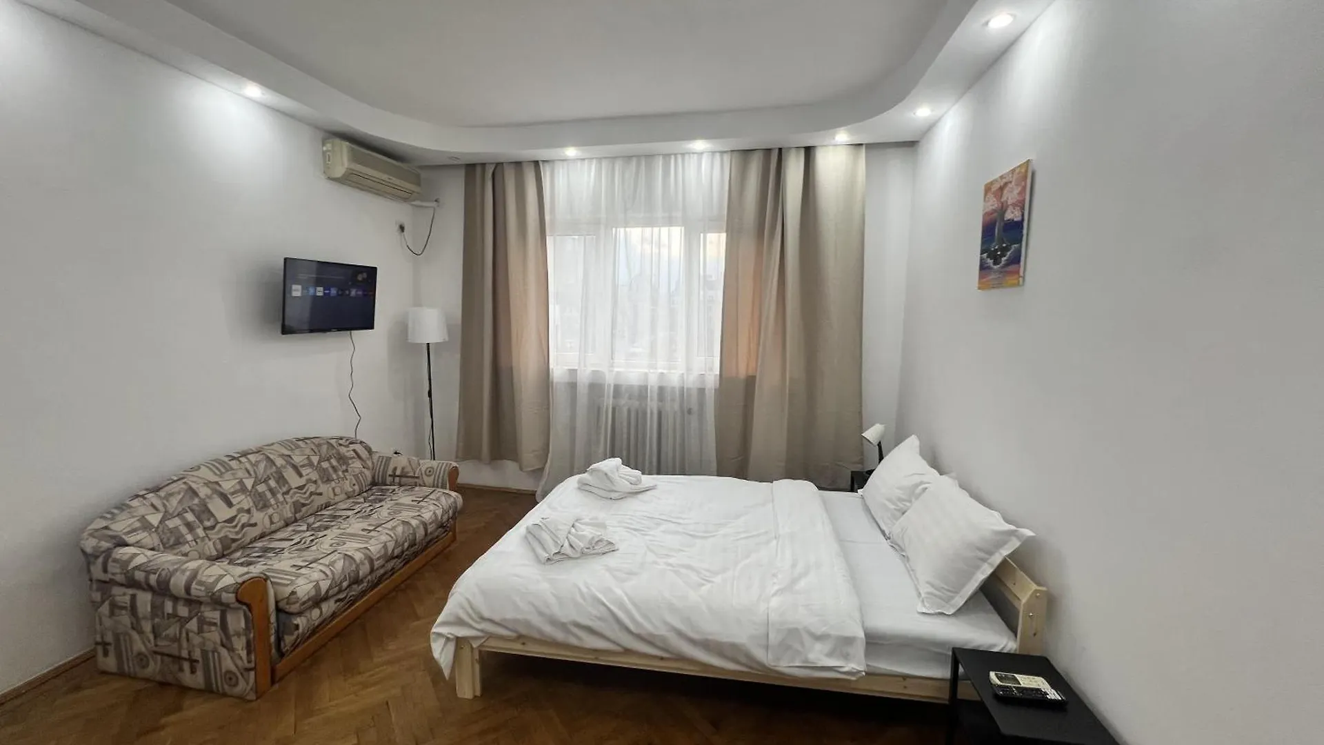 Apartment Heart Of Bucharest Studio Romania